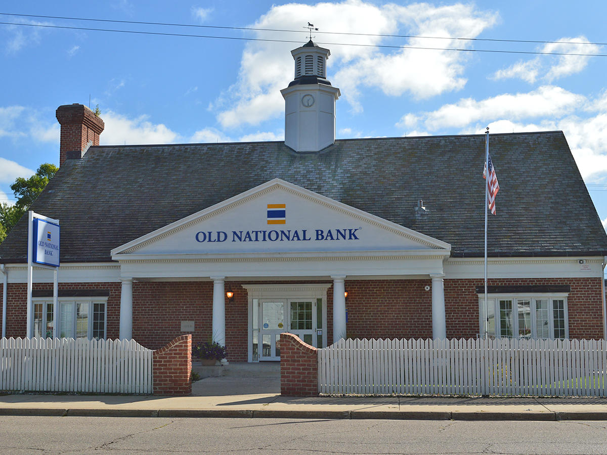 Old National Bank - Cologne